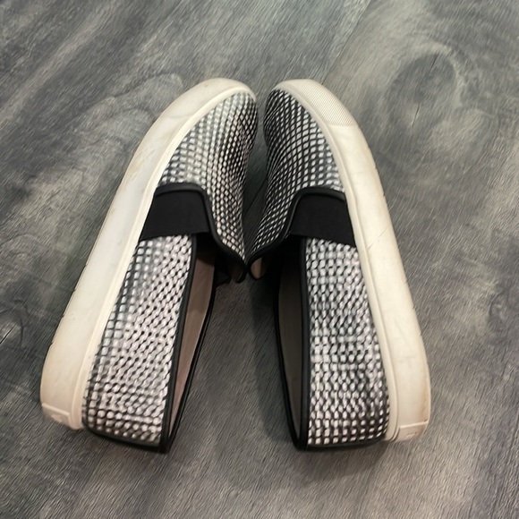 Vince Blair Check Slip On Sneakers - Picture 7 of 9